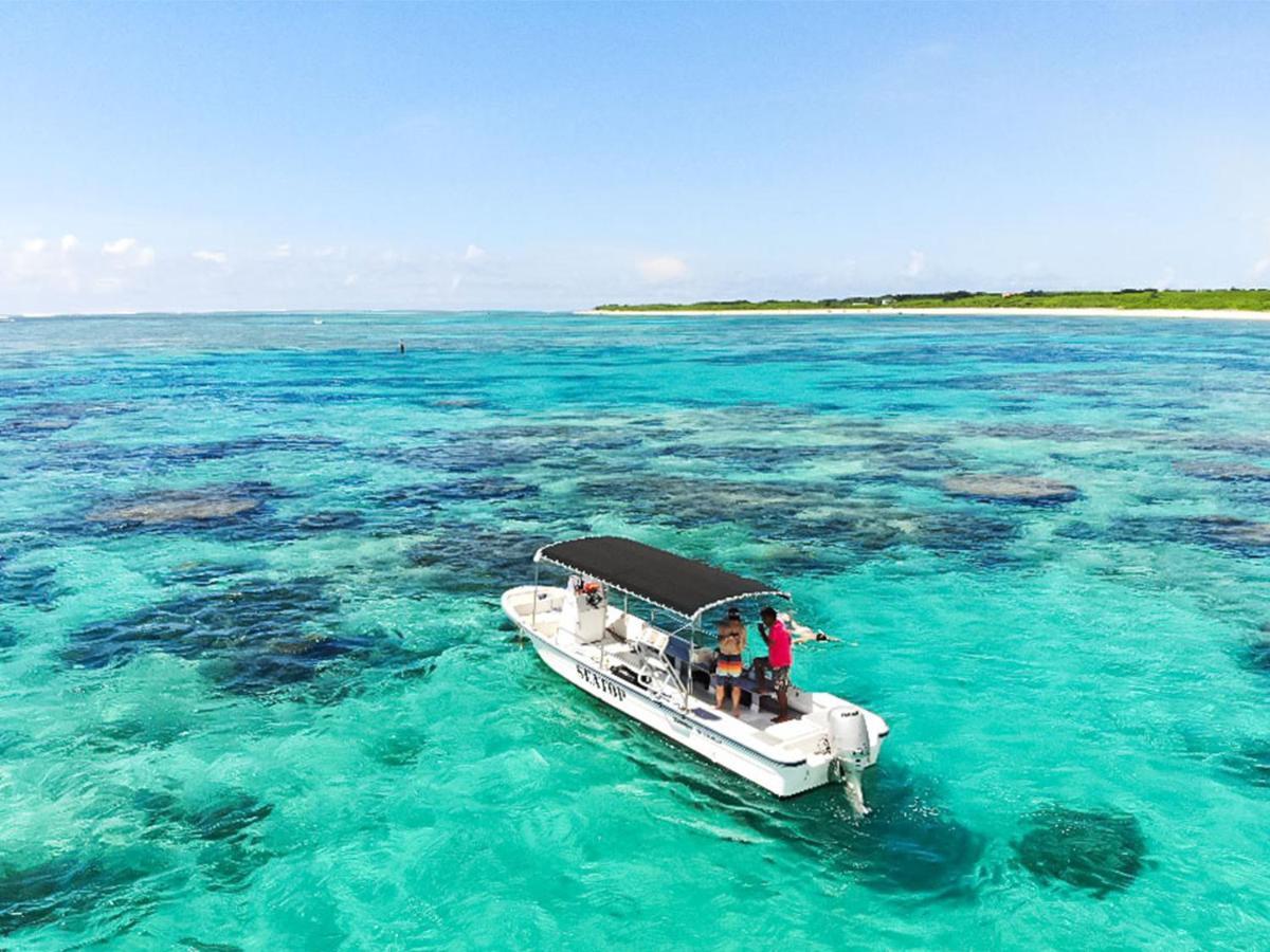 Отель Minshuku Irayoi Ishigaki  Экстерьер фото